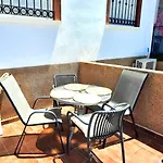 057 Casa Turquesa * Οριουέλα